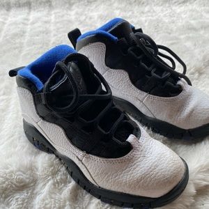 Kids Jordan Shoes